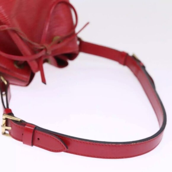 LOUIS VUITTON Epi Petit Noe Shoulder Bag Red - Picture 8 of 15